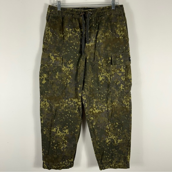 💕 vans BAGUY TAPERED FIT Camouflage Cargo Pants M - Picture 1 of 10